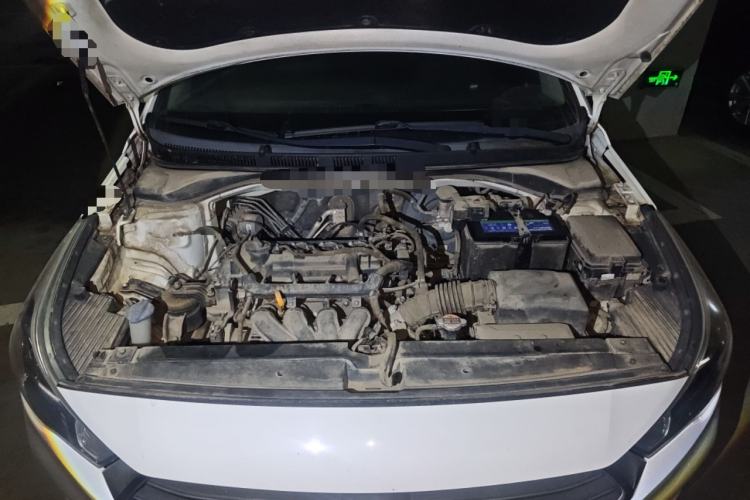 Used Hyundai Verna (new generation) 2016 1.4L Automatic Cool Edition GLS Engine Bay