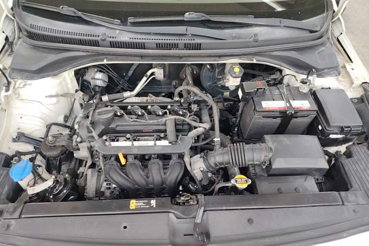 Used Hyundai Verna (new generation) 2016 1.4L Manual Cool Edition GLS Engine Bay