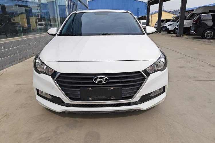 Used Hyundai Verna (new generation) 2016 1.4L Automatic Cool Edition GLS Exterior 1