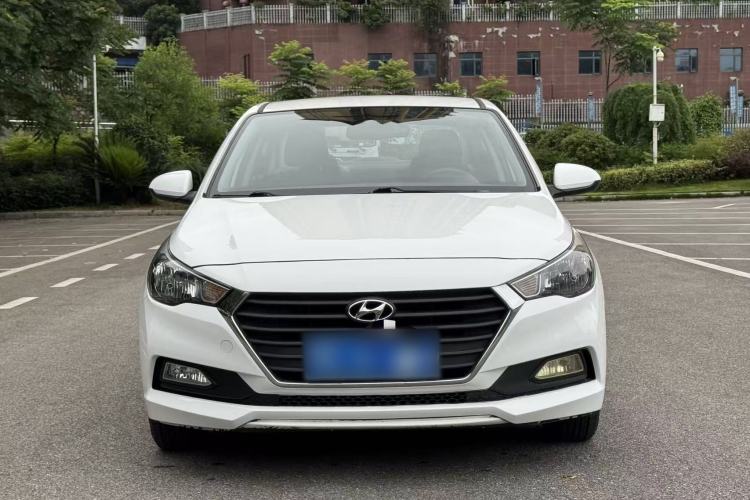 Used Hyundai Verna (new generation) 2016 1.4L Automatic Cool Edition GLS Exterior 1