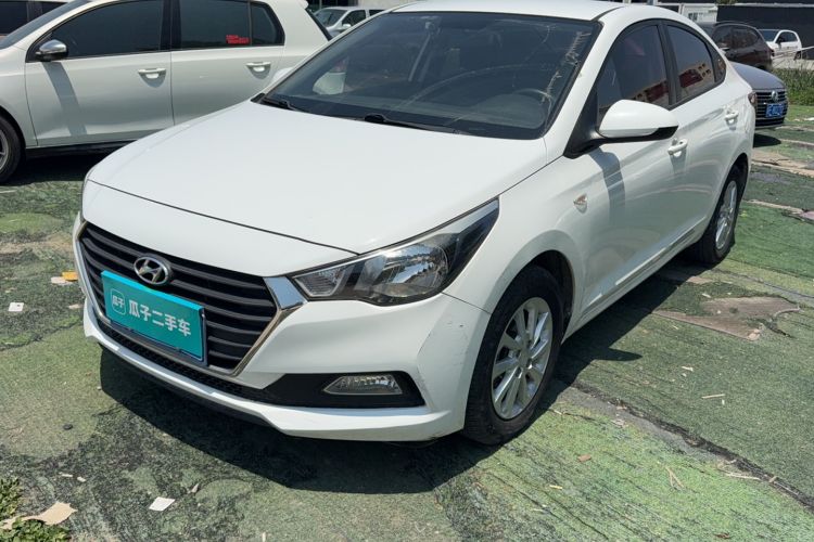 Used Hyundai Verna (new generation) 2016 1.4L Automatic Cool Edition GLS Exterior 2