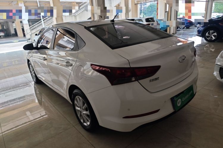 Used Hyundai Verna (new generation) 2016 1.4L Automatic Cool Edition GLS Exterior 2