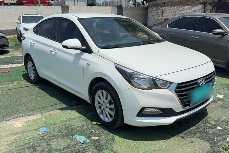 Used Hyundai Verna (new generation) 2016 1.4L Automatic Cool Edition GLS Exterior 3