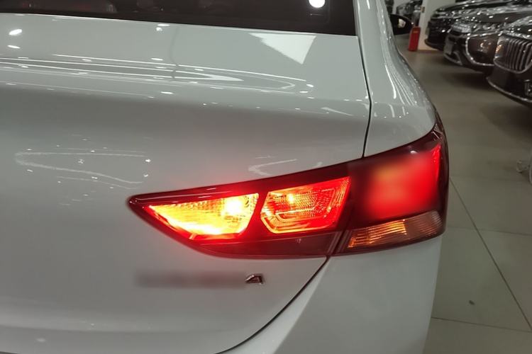 Used Hyundai Verna (new generation) 2016 1.4L Manual Cool Edition GLS Exterior 3
