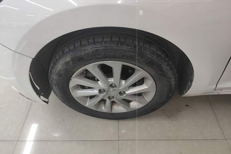 Used Hyundai Verna (new generation) 2016 1.4L Automatic Cool Edition GLS Exterior 4