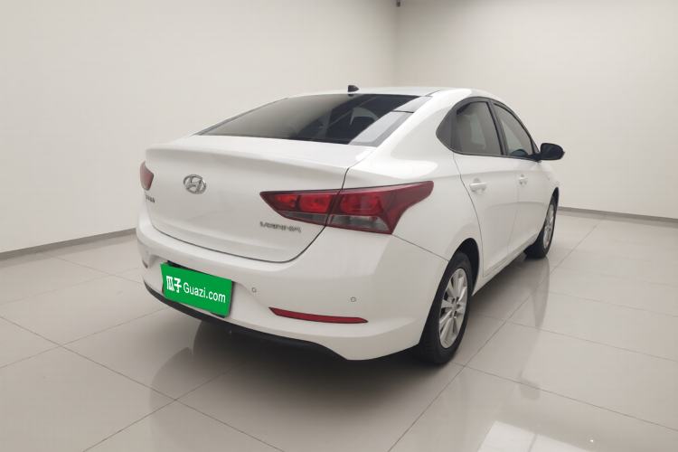 Used Hyundai Verna (new generation) 2016 1.4L Manual Cool Edition GLS Exterior 5