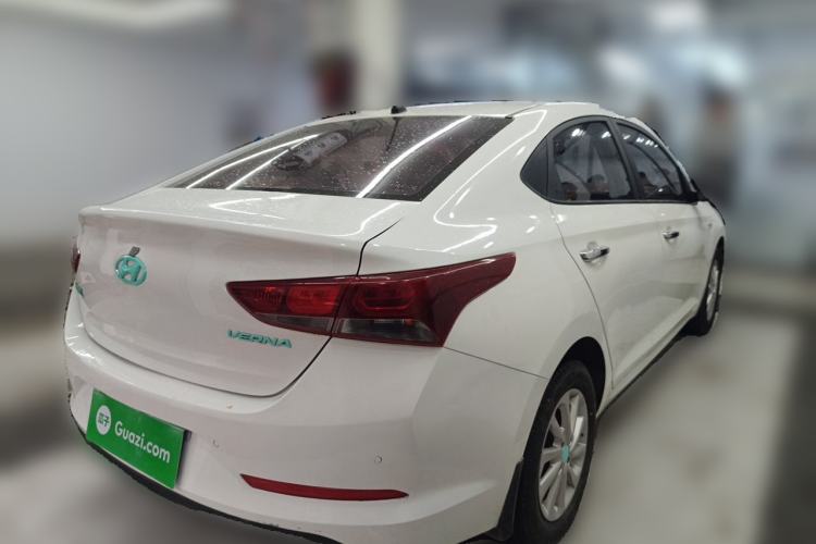 Used Hyundai Verna (new generation) 2016 1.4L Automatic Cool Edition GLS Exterior 5
