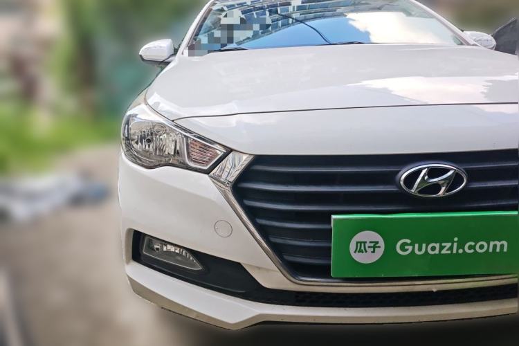 Used Hyundai Verna (new generation) 2016 1.4L Manual Cool Edition GLS Front Right 45 Deg