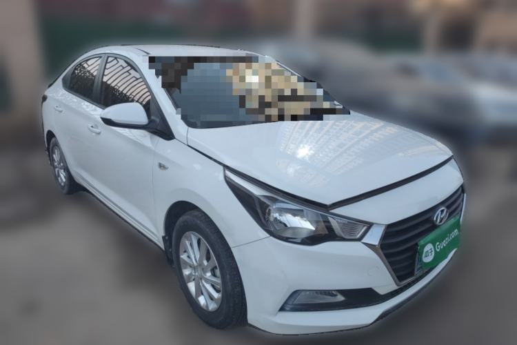 Used Hyundai Verna (new generation) 2016 1.4L Manual Cool Edition GLS Front Right 45 Deg