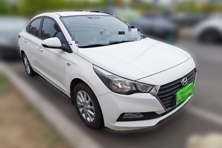 Used Hyundai Verna (new generation) 2016 1.4L Automatic Cool Edition GLS Front Right 45 Deg