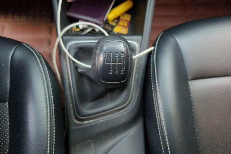Used Hyundai Verna (new generation) 2016 1.4L Manual Cool Edition GLS Gear Lever