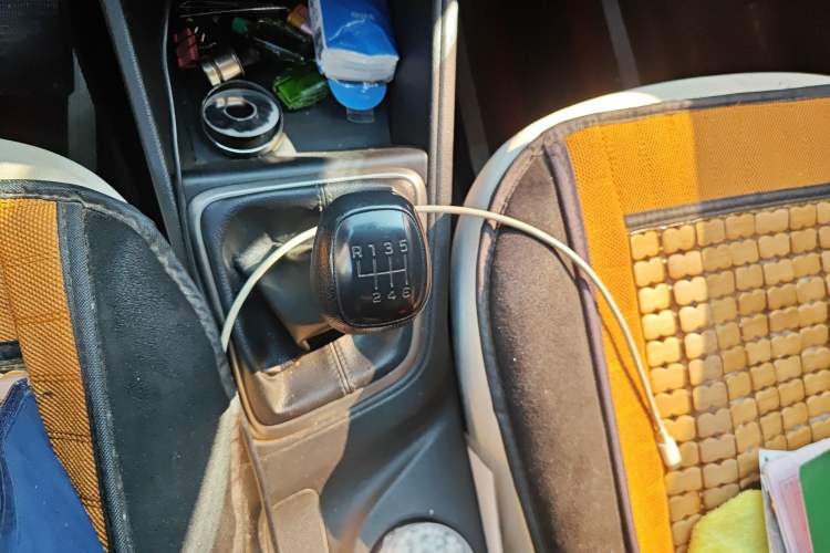 Used Hyundai Verna (new generation) 2016 1.4L Manual Cool Edition GLS Gear Lever
