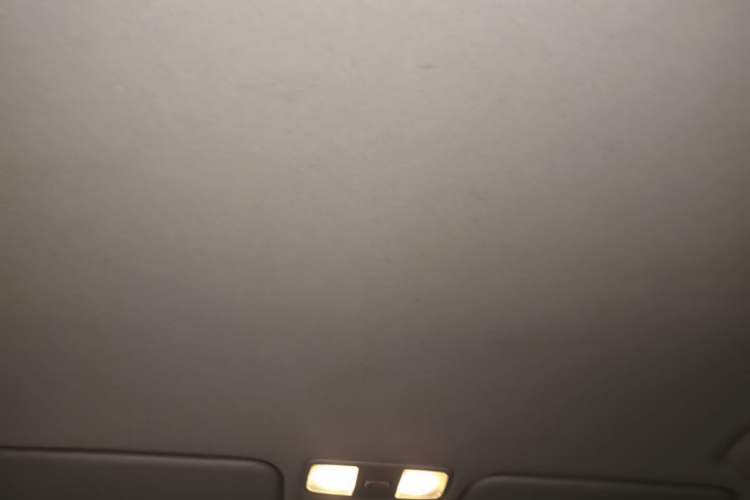 Used Hyundai Verna (new generation) 2016 1.4L Automatic Cool Edition GLS Headliner