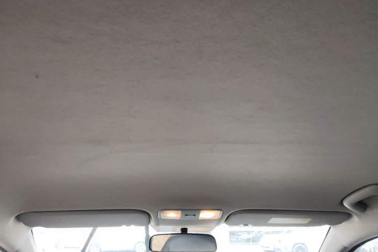 Used Hyundai Verna (new generation) 2016 1.4L Manual Cool Edition GLS Headliner