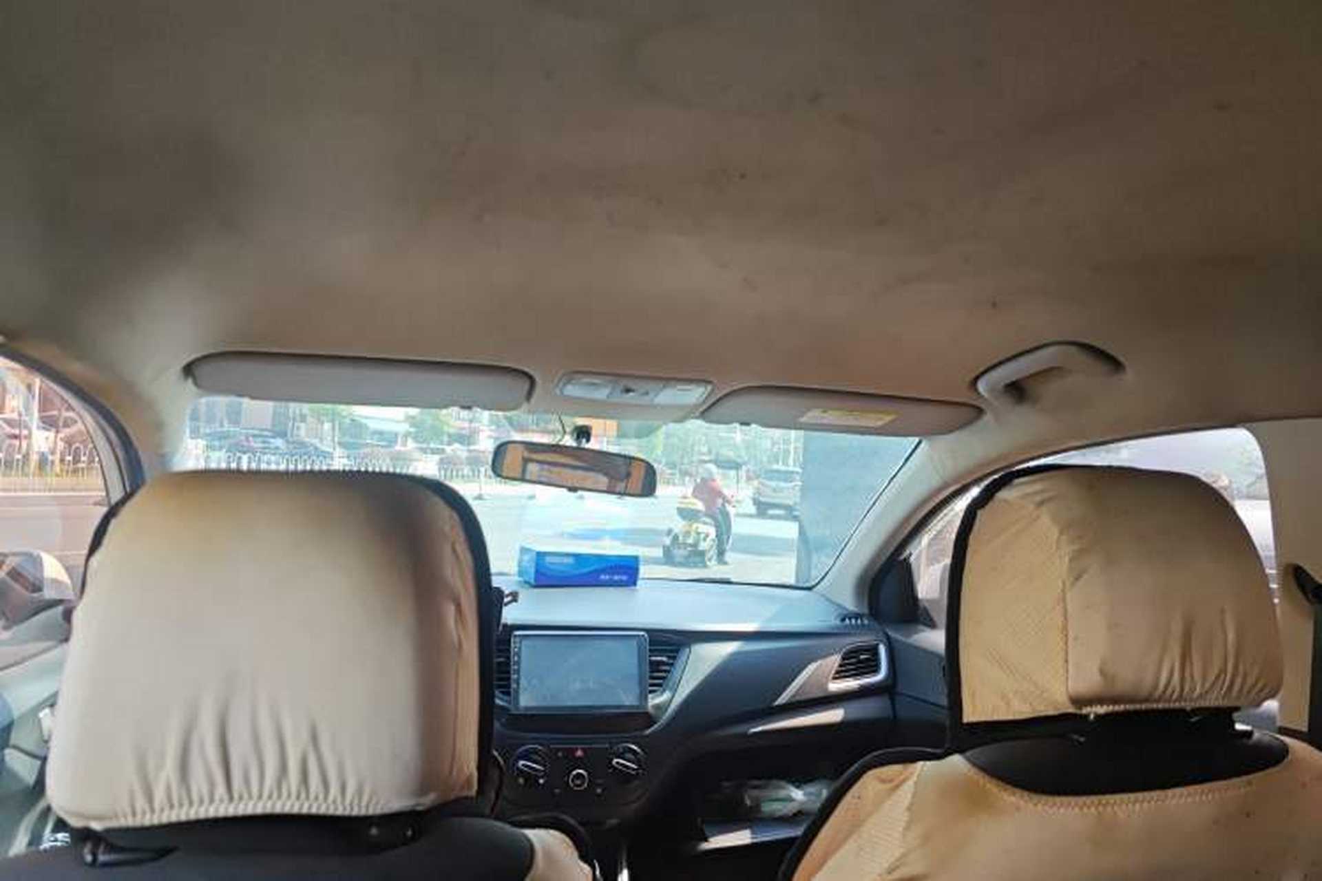 Used Hyundai Verna (new generation) 2016 1.4L Manual Cool Edition GLS Headliner
