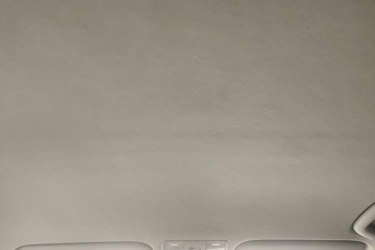 Used Hyundai Verna (new generation) 2016 1.4L Manual Cool Edition GLS Headliner
