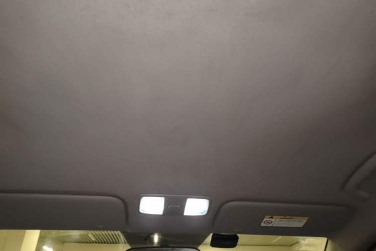 Used Hyundai Verna (new generation) 2016 1.4L Manual Cool Edition GLS Headliner