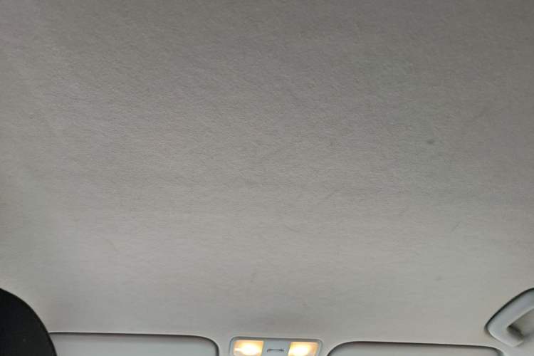 Used Hyundai Verna (new generation) 2016 1.4L Automatic Cool Edition GLS Headliner