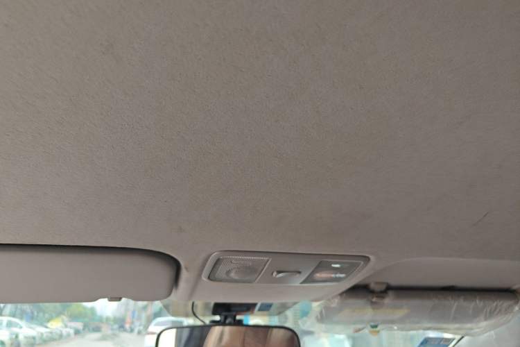 Used Hyundai Verna (new generation) 2016 1.4L Manual Cool Edition GLS Headliner