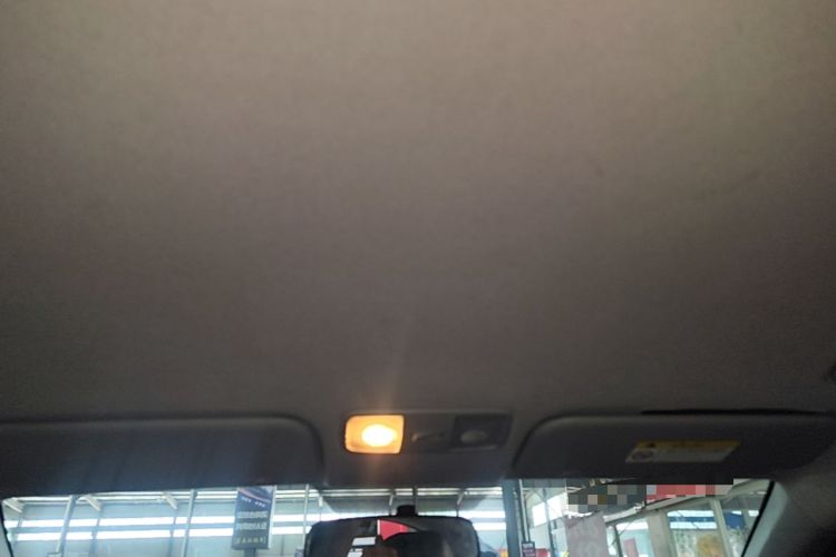 Used Hyundai Verna (new generation) 2016 1.4L Automatic Cool Edition GLS Headliner