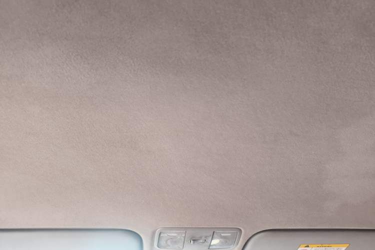 Used Hyundai Verna (new generation) 2016 1.4L Automatic Cool Edition GLS Headliner