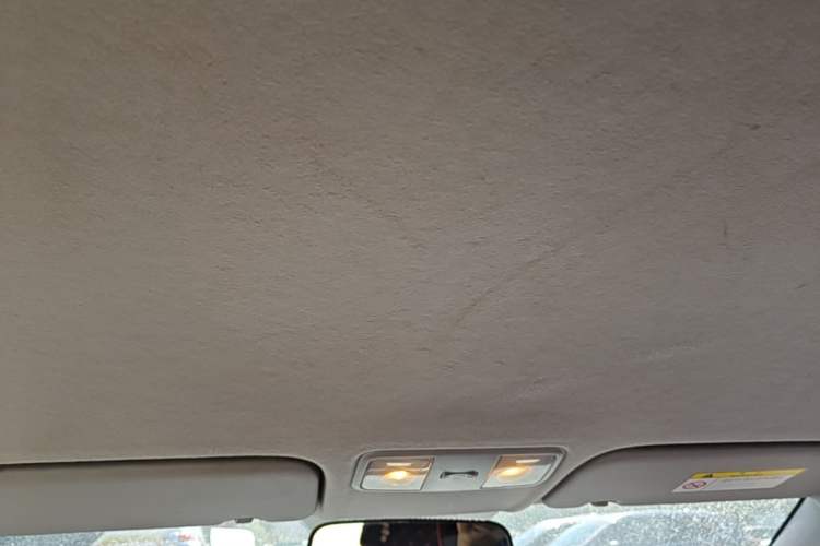 Used Hyundai Verna (new generation) 2016 1.4L Manual Cool Edition GLS Headliner