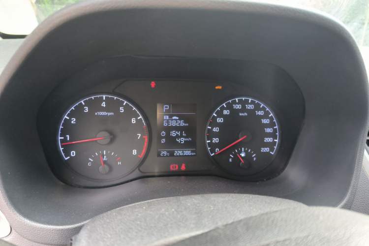 Used Hyundai Verna (new generation) 2016 1.4L Automatic Cool Edition GLS Instrument Cluster
