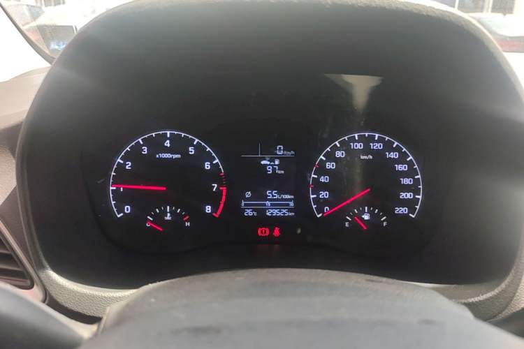 Used Hyundai Verna (new generation) 2016 1.4L Manual Cool Edition GLS Instrument Cluster