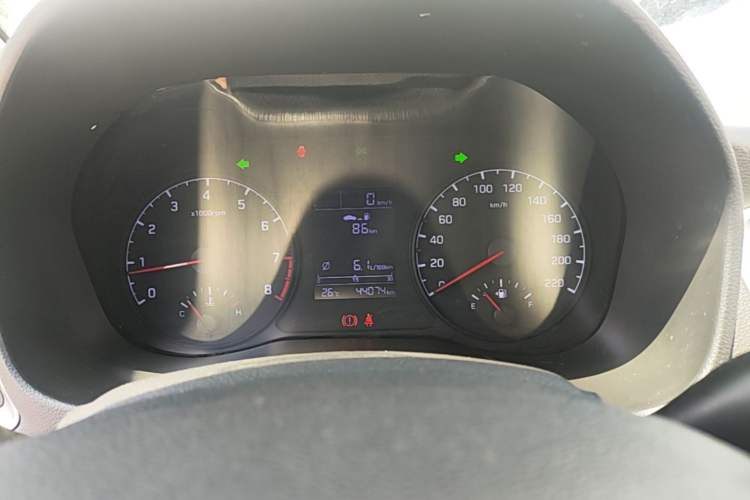 Used Hyundai Verna (new generation) 2016 1.4L Manual Cool Edition GLS Instrument Cluster