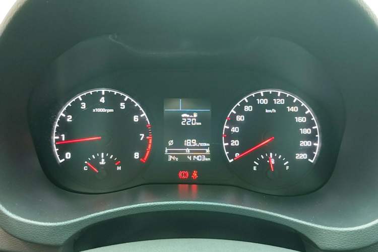 Used Hyundai Verna (new generation) 2016 1.4L Manual Cool Edition GLS Instrument Cluster