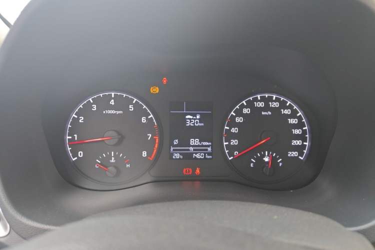 Used Hyundai Verna (new generation) 2016 1.4L Manual Cool Edition GLS Instrument Cluster