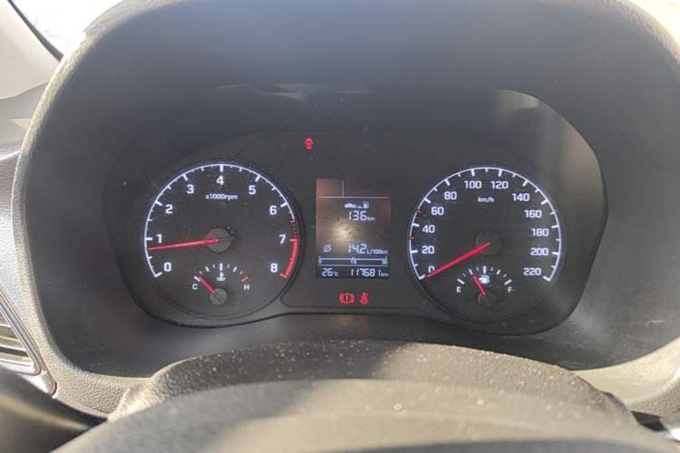 Used Hyundai Verna (new generation) 2016 1.4L Manual Cool Edition GLS Instrument Cluster