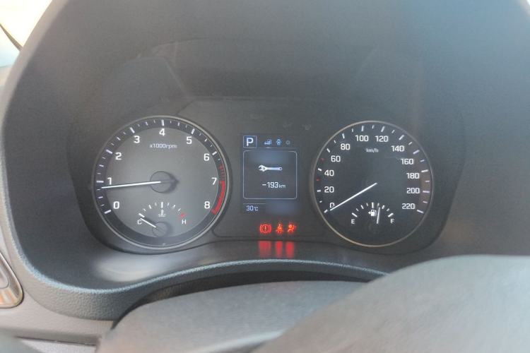 Used Hyundai Verna (new generation) 2016 1.4L Automatic Cool Edition GLS Instrument Cluster