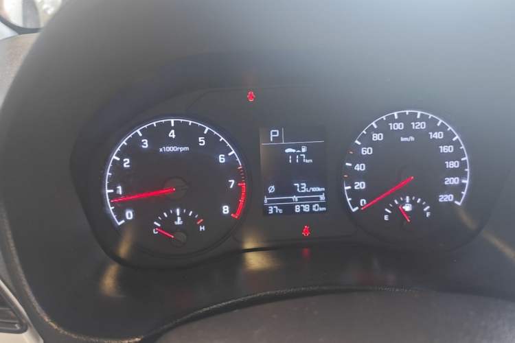 Used Hyundai Verna (new generation) 2016 1.4L Automatic Cool Edition GLS Instrument Cluster