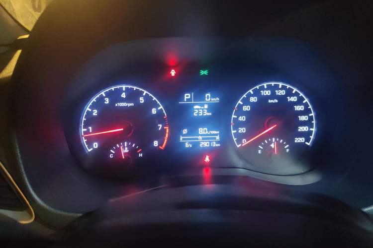 Used Hyundai Verna (new generation) 2016 1.4L Automatic Cool Edition GLS Instrument Cluster