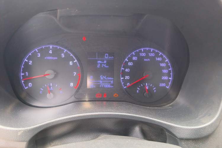 Used Hyundai Verna (new generation) 2016 1.4L Manual Cool Edition GLS Instrument Cluster