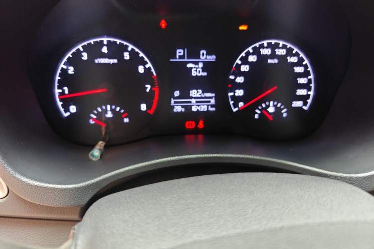 Used Hyundai Verna (new generation) 2016 1.4L Automatic Cool Edition GLS Instrument Cluster