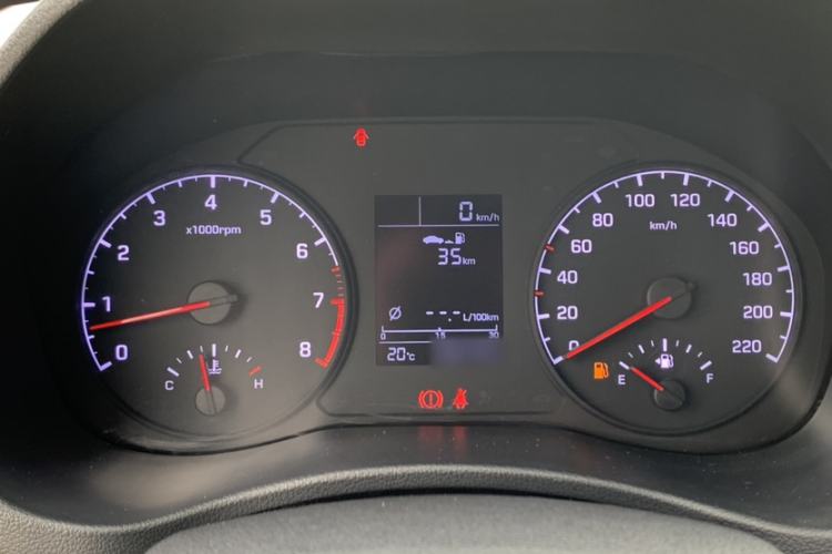 Used Hyundai Verna (new generation) 2016 1.4L Manual Cool Edition GLS Instrument Cluster