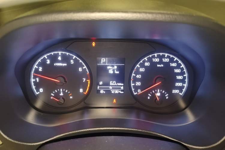 Used Hyundai Verna (new generation) 2016 1.4L Automatic Cool Edition GLS Instrument Cluster