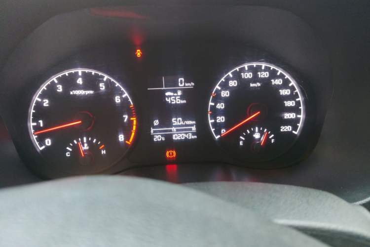 Used Hyundai Verna (new generation) 2016 1.4L Manual Cool Edition GLS Instrument Cluster