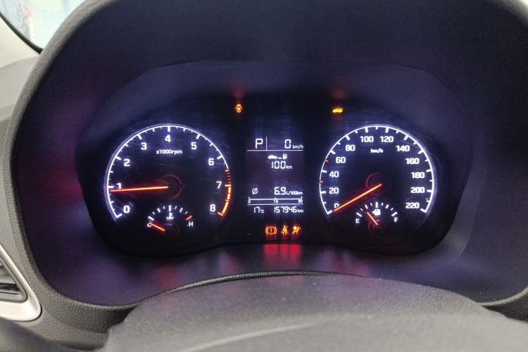 Used Hyundai Verna (new generation) 2016 1.4L Automatic Cool Edition GLS Instrument Cluster