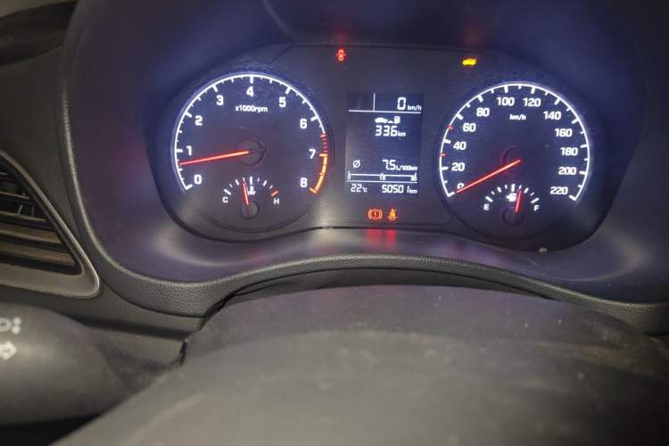 Used Hyundai Verna (new generation) 2016 1.4L Manual Cool Edition GLS Instrument Cluster