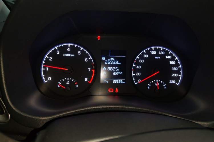 Used Hyundai Verna (new generation) 2016 1.4L Manual Cool Edition GLS Instrument Cluster