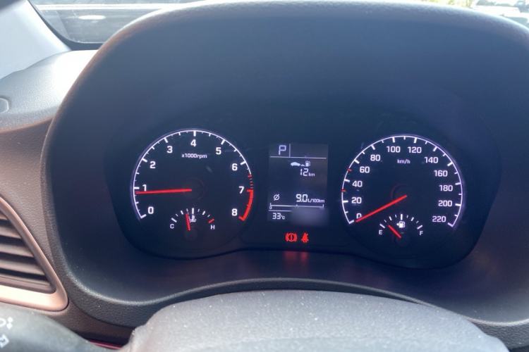 Used Hyundai Verna (new generation) 2016 1.4L Automatic Cool Edition GLS Instrument Cluster