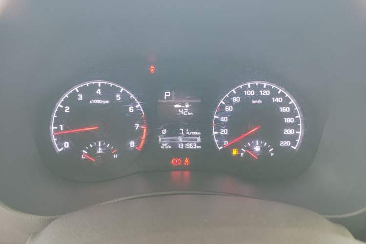 Used Hyundai Verna (new generation) 2016 1.4L Automatic Cool Edition GLS Instrument Cluster