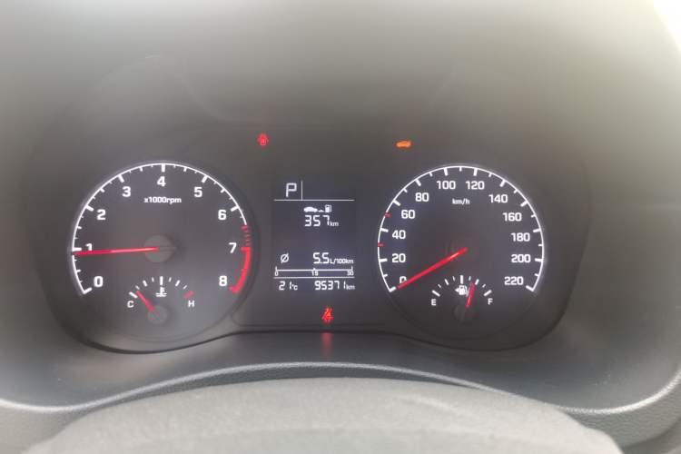 Used Hyundai Verna (new generation) 2016 1.4L Automatic Cool Edition GLS Instrument Cluster