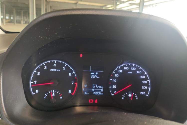 Used Hyundai Verna (new generation) 2016 1.4L Manual Cool Edition GLS Instrument Cluster