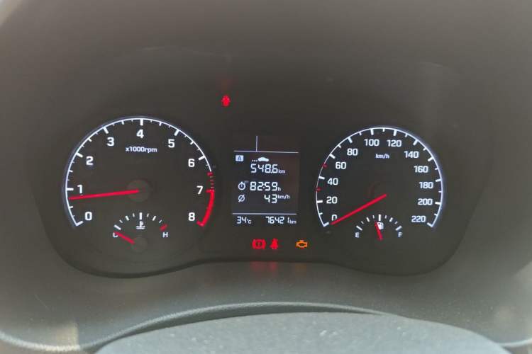 Used Hyundai Verna (new generation) 2016 1.4L Manual Cool Edition GLS Instrument Cluster