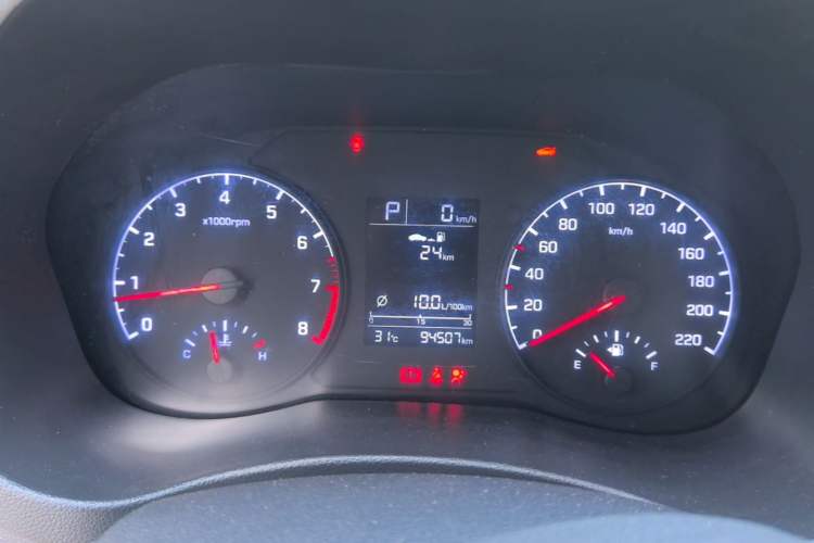 Used Hyundai Verna (new generation) 2016 1.4L Automatic Cool Edition GLS Instrument Cluster