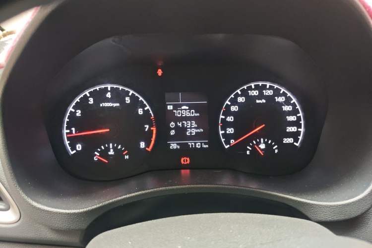 Used Hyundai Verna (new generation) 2016 1.4L Manual Cool Edition GLS Instrument Cluster